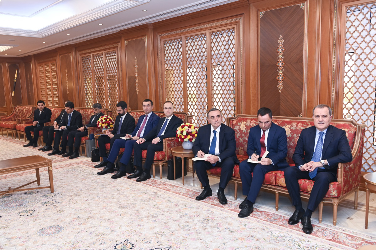 Байрамов встретился со спецпредставителем султана Омана-ФОТО