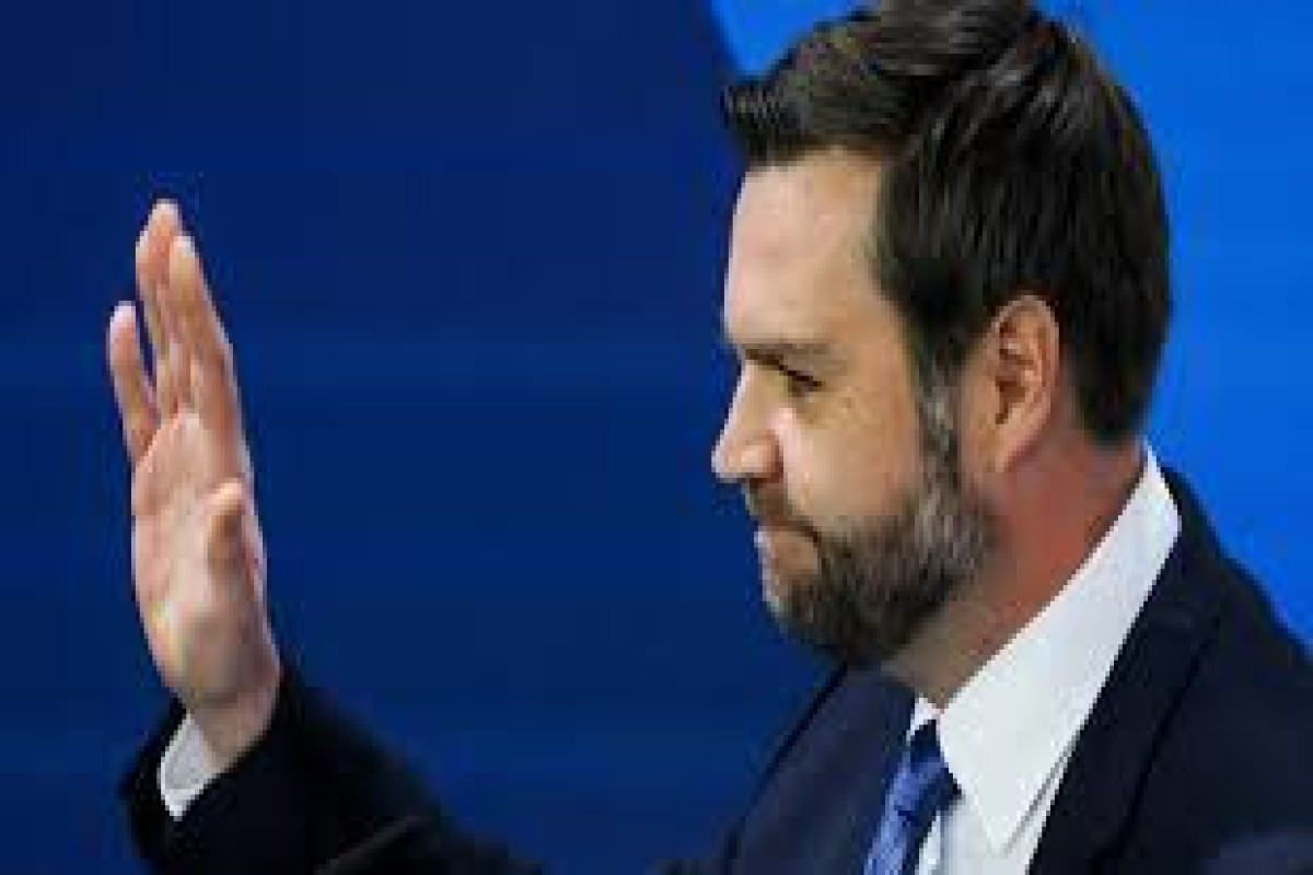 Джей Ди Вэнс обвинил Байдена в лицемерии из-за поддержки абортов