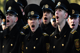 В России курсанты не могут отчислиться и расторгнуть контракты