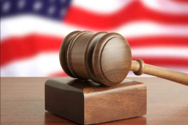 Суд в США заблокировал планы Трампа уволить тысячи госслужащих