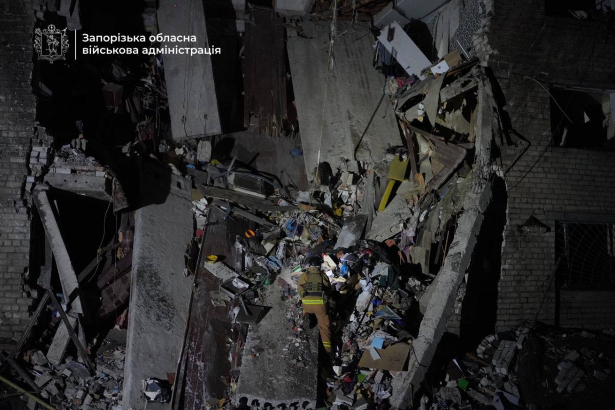 Россия ударила по общежитию в Запорожье: есть погибший, много пострадавших -ФОТО -ОБНОВЛЕНО 