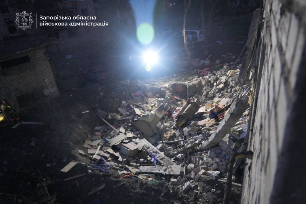 Россия ударила по общежитию в Запорожье: есть погибший, много пострадавших -ФОТО -ОБНОВЛЕНО 
