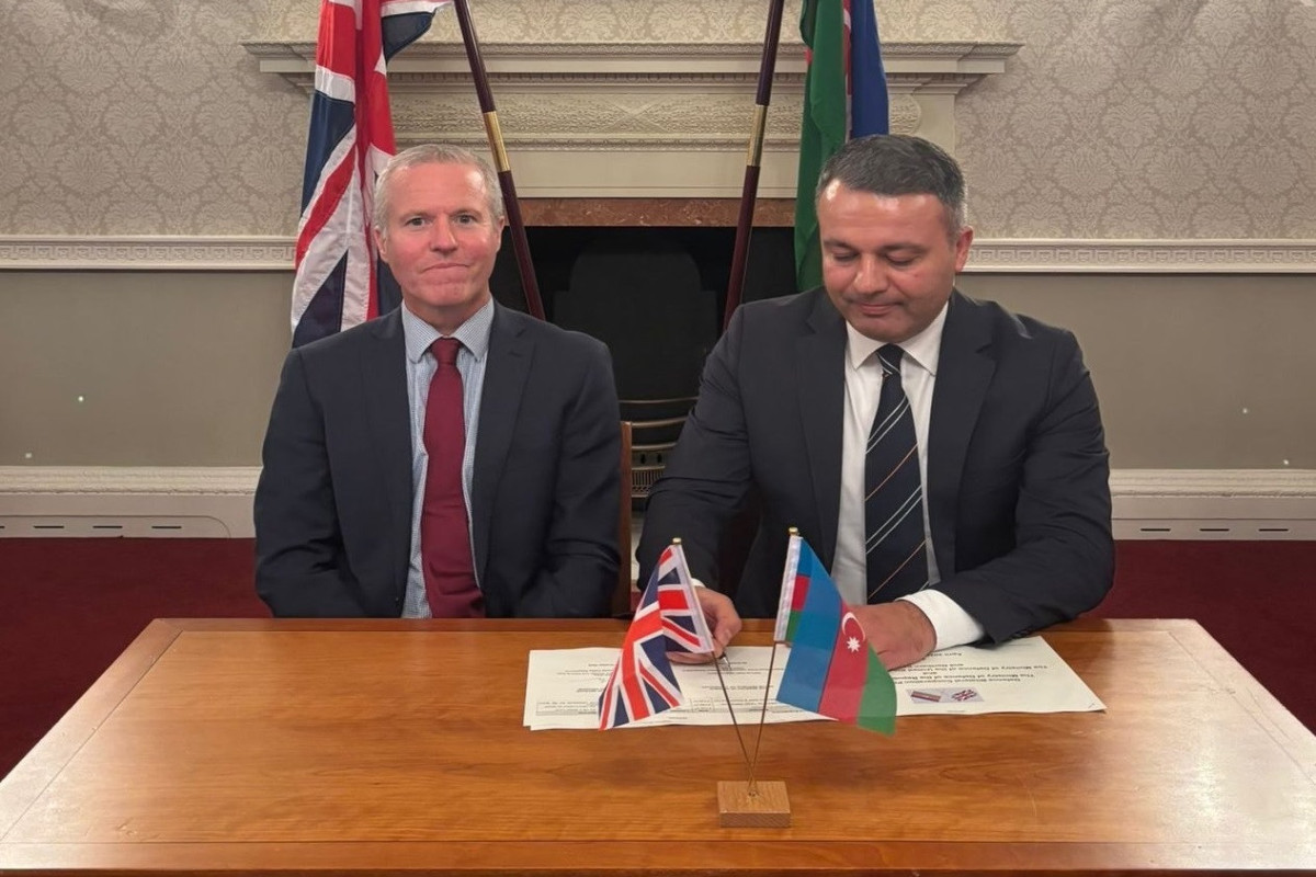 Азербайджан и Великобритания условились сотрудничать в области обороны-ФОТО 