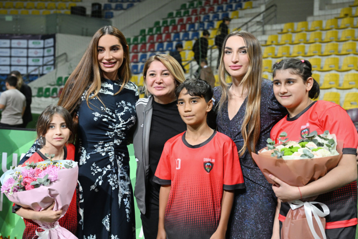 По инициативе Лейлы Алиевой организован очередной турнир по мини-футболу среди команд детских домов