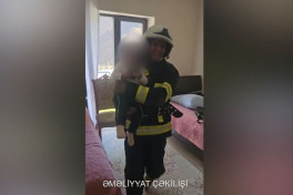 Сотрудники МЧС спасли маленького мальчика, оставшегося в закрытой квартире -ВИДЕО