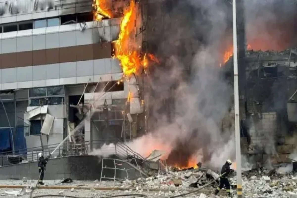 Масштабная ночь атак: десятки взрывов в Украине и России-ФОТО -ВИДЕО