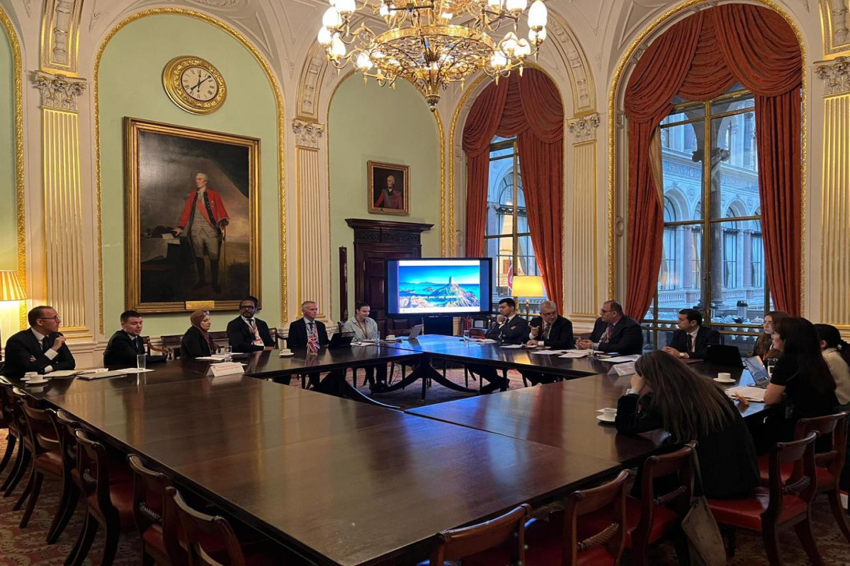 Азербайджан и Великобритания впервые провели консульские консультации