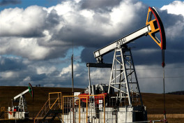 Цена азербайджанской нефти Azeri Light снизилась до $65,95