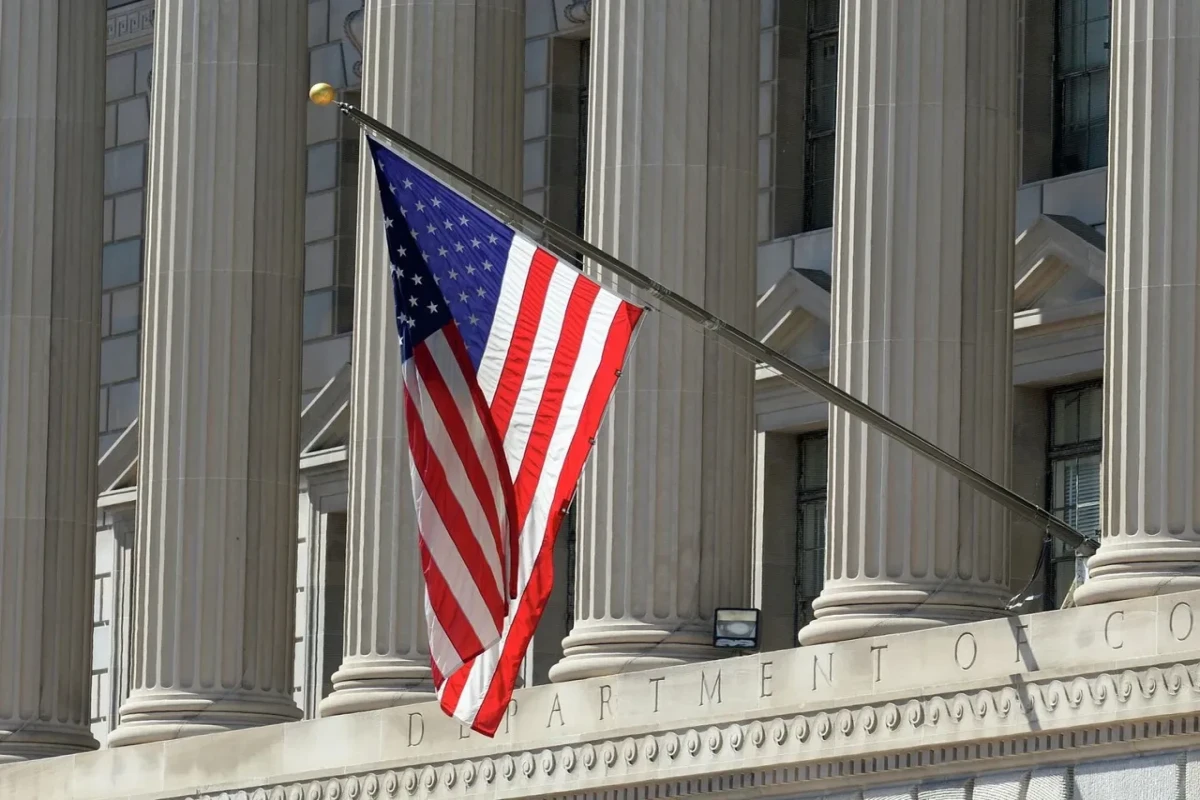 США приостановили выдачу виз палестинцам