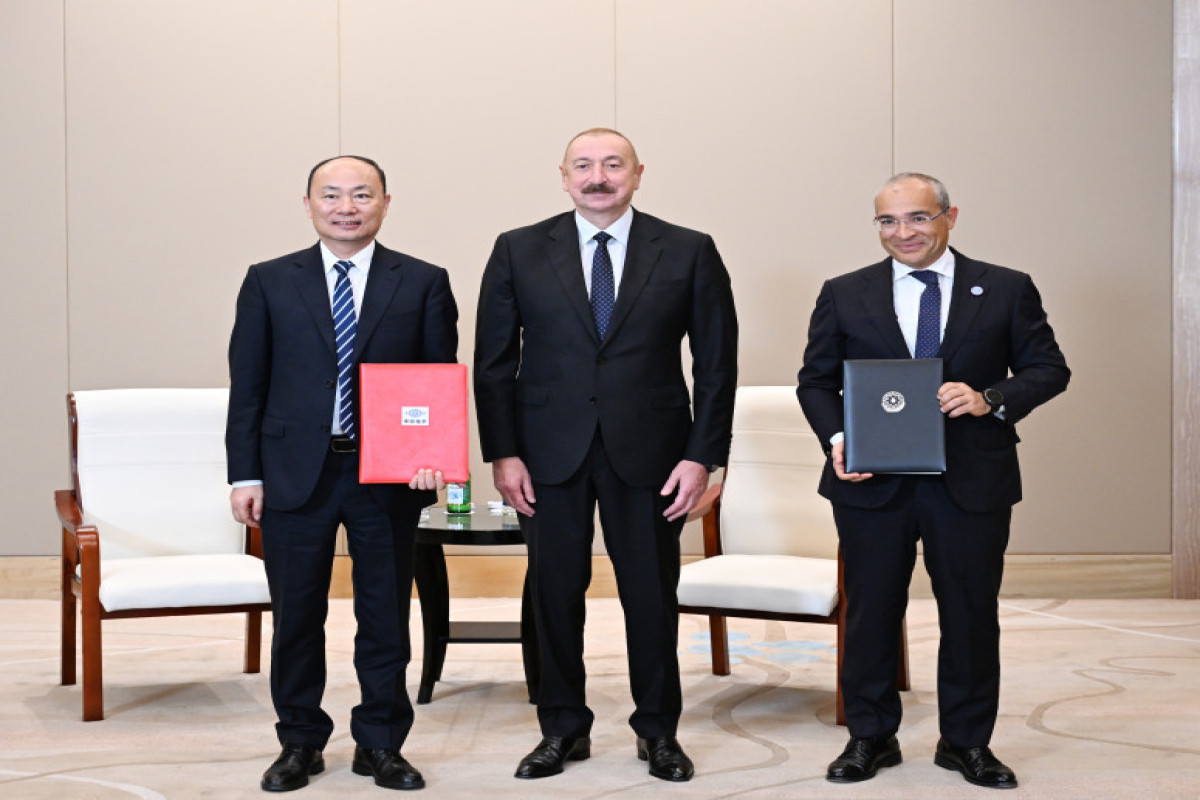Алиев встретился с главой компании «China National Chemical Engineering»