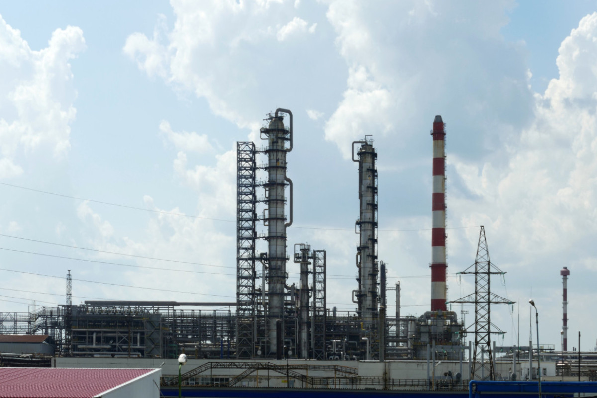 Дроны ВСУ снова атаковали крупнейший нефтезавод «Роснефти»