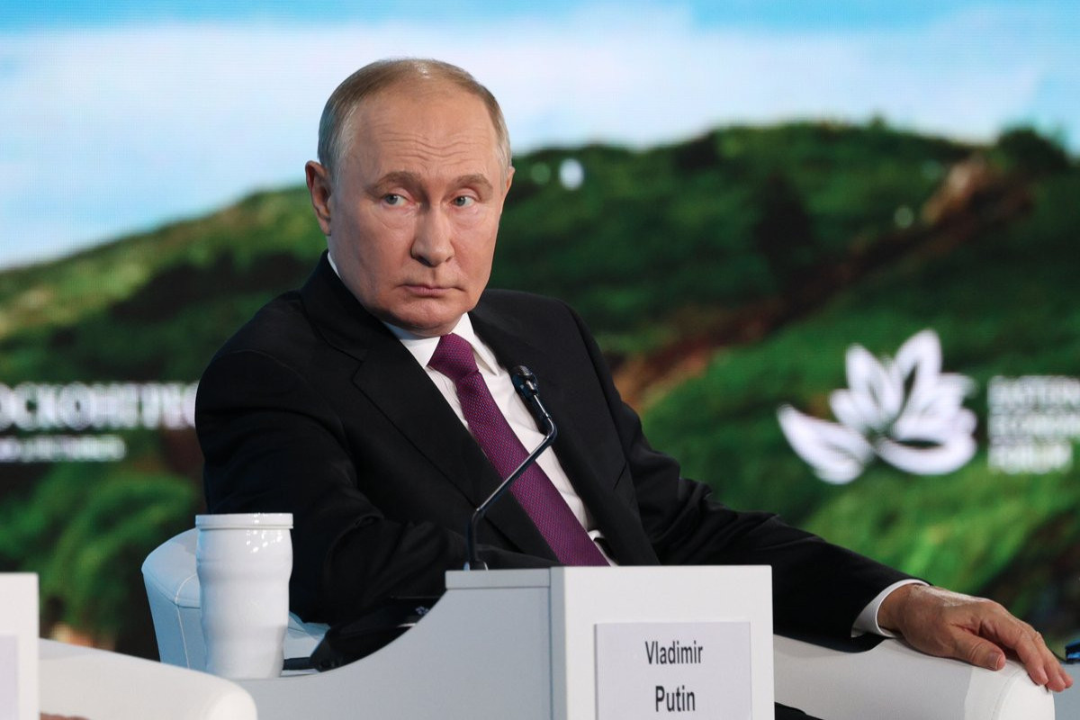 "Смысла нет, но готов": Путин о встрече с Зеленским