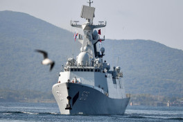 ВМС Китая проконтролировали проход кораблей Канады и Австралии