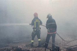 В Биби-Эйбате потушен пожар: пострадала часть центра отдыха