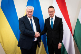 Глава МИД Венгрии анонсировал встречу с украинским коллегой