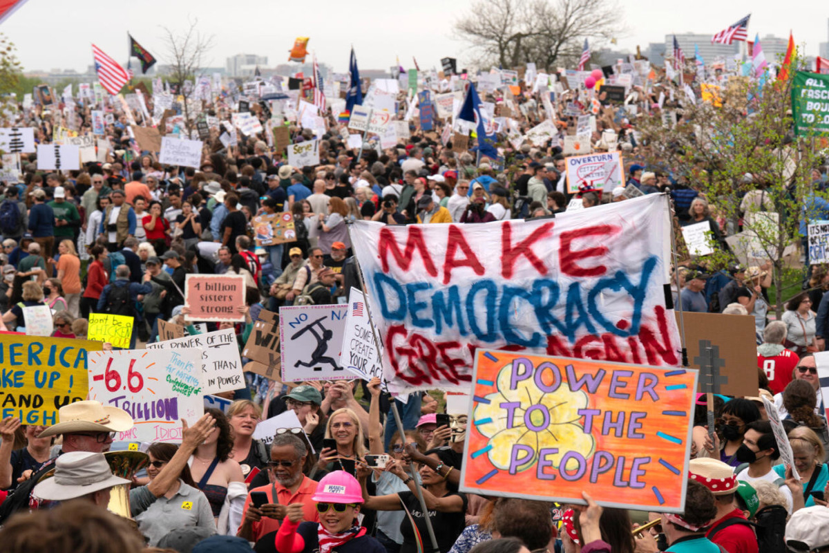 В США пройдут массовые протесты против политики Трампа