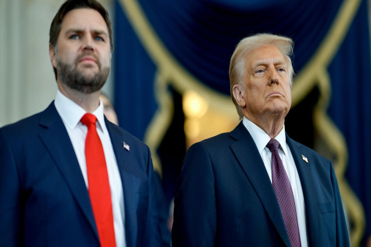 Вэнс: Трамп не видит смысла в экономической изоляции России