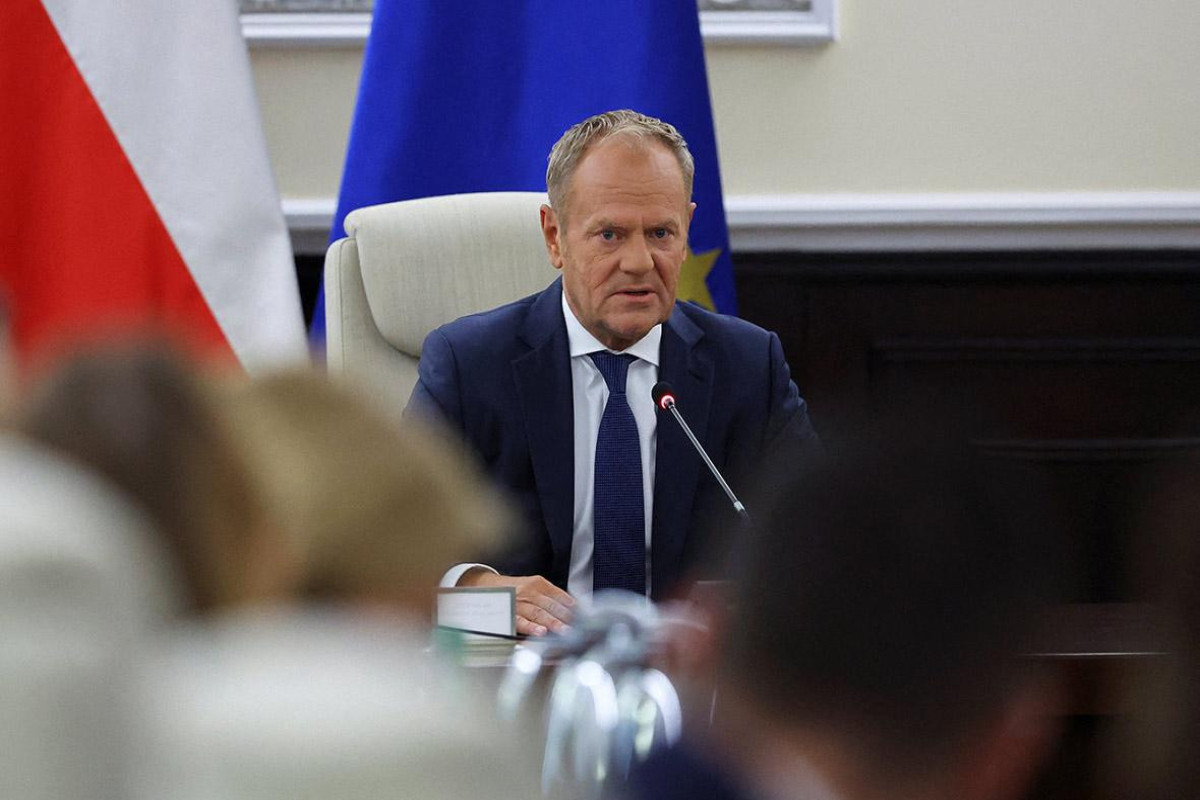 Туск начал консультации с Макроном, Рютте, Мелони, Стармером и Зеленским