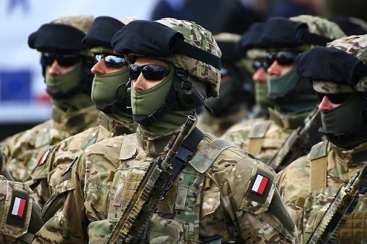 Польша намерена разместить 40 тыс. военных на границе с Беларусью