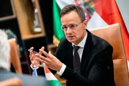 Сийярто: Венгрию пытаются втянуть в украинский конфликт каждый день