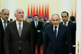 Пашинян в тени Хачатуряна, или Маневры вместо мира – ТОЧКА ЗРЕНИЯ   