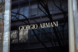 Дом Giorgio Armani может выйти на биржу
