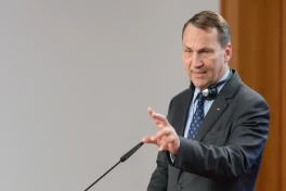Глава МИД Польши назвал «пустышками» прилетевшие в страну дроны