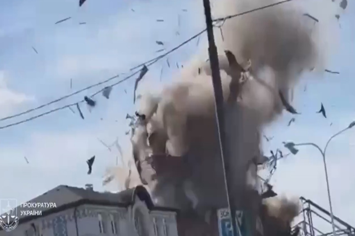 Россия ударила по зданию университета в Харькове-ВИДЕО 
