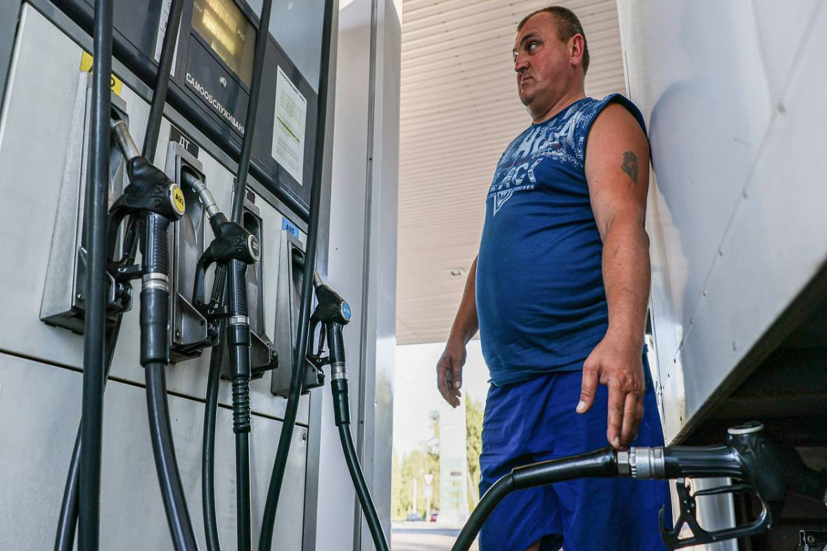 СМИ: Москва в одном шаге от дефицита бензина