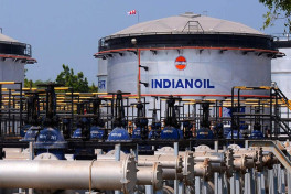 Азербайджан возобновил поставки нефти в Индию