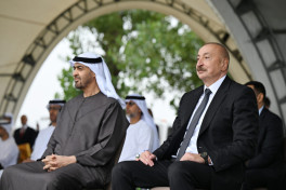 Президенты Азербайджана и ОАЭ посмотрели шоу карабахских скакунов на Джыдыр дюзю
-ФОТО 