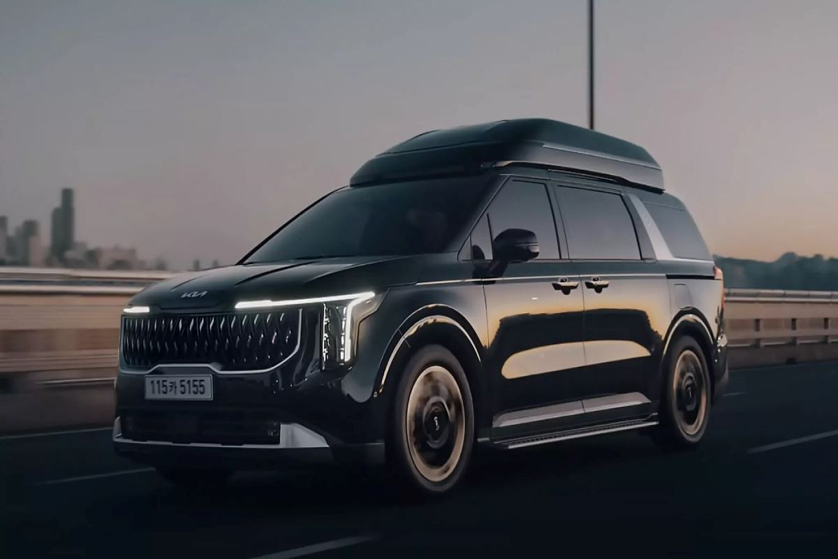 В Корее представлен обновленный бизнесвэн Kia Carnival Hi Limousine-ФОТО 
