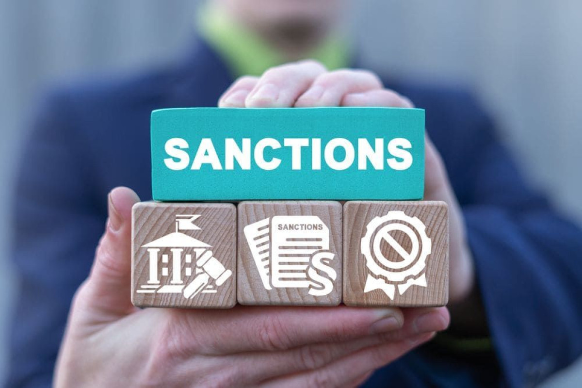 Politico: пакет санкций ЕС против России представят в ближайшие дни