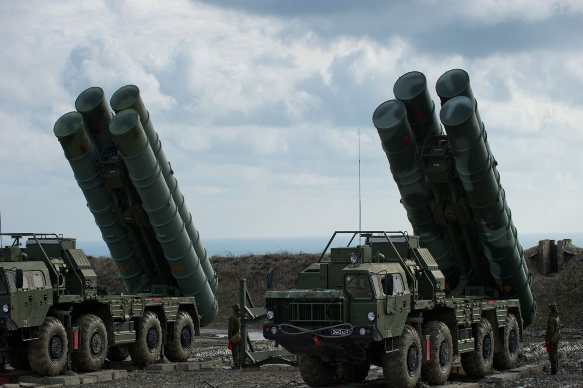 Турция опровергла слухи о возврате С-400 России  