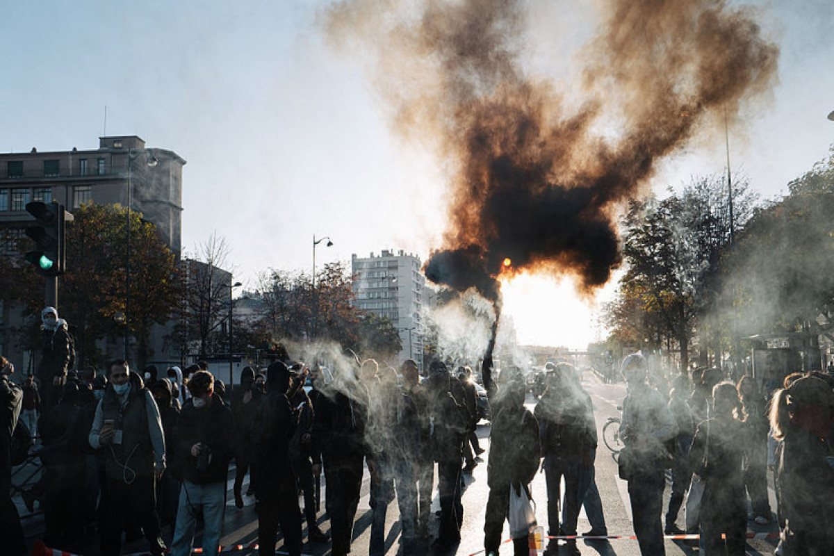 СМИ: Более 1 млн человек собрались на митингах во Франции