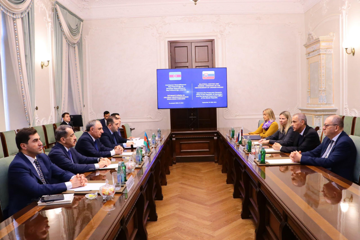 Делегация Генпрокуратуры Словакии прибыла в Баку-ФОТО 
