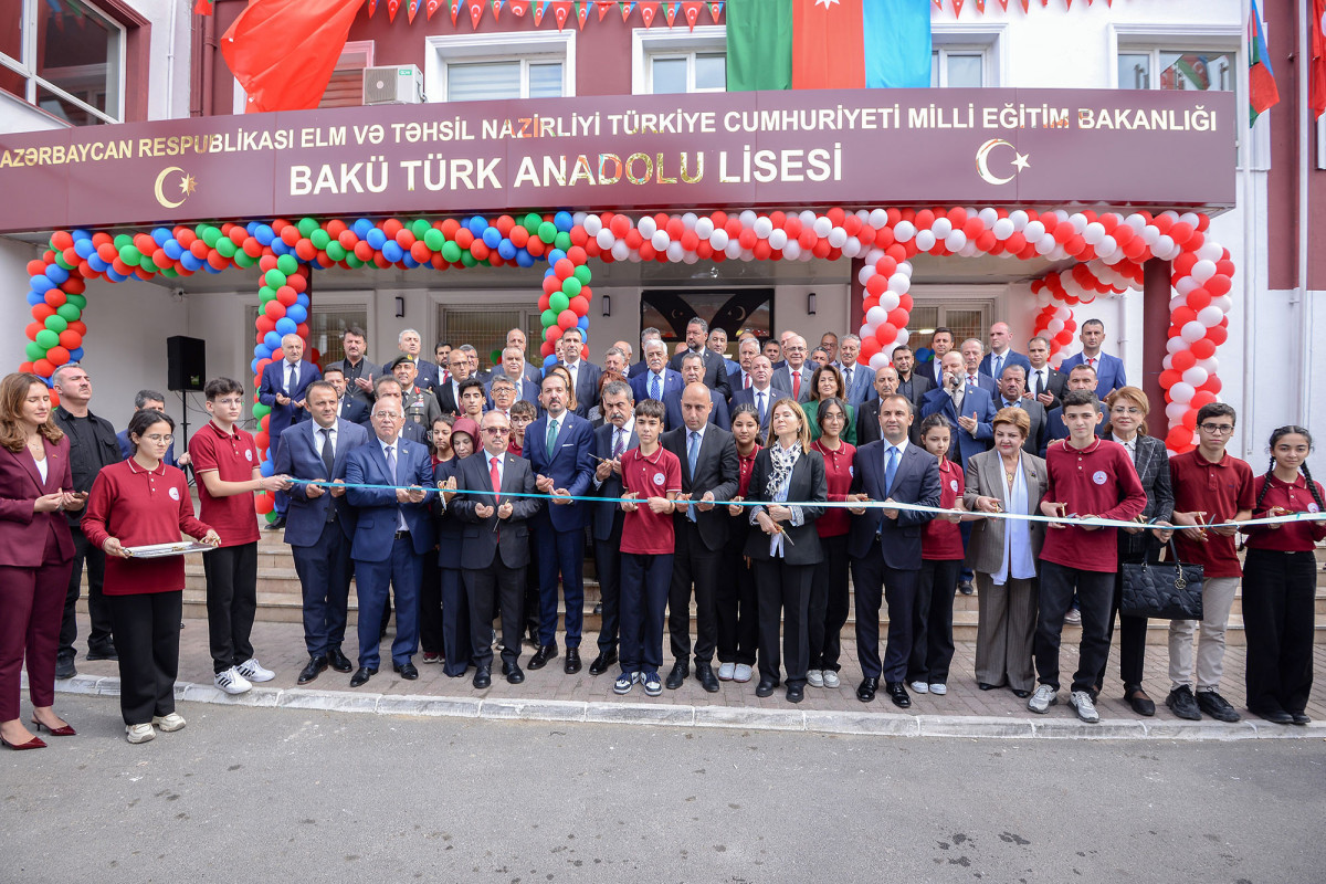 В Баку открылось новое здание Турецко-Анатолийского лицея-ФОТО