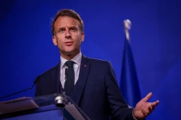 Макрон заявил, что российские беспилотники вошли в воздушное пространство Польши не по ошибке