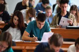 Студенты из 51 страны будут обучаться в вузах Азербайджана по президентской программе