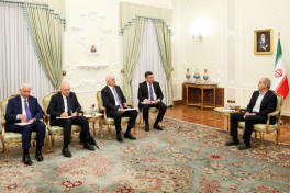 Вице-премьер Азербайджана провел переговоры с Масудом Пезешкианом