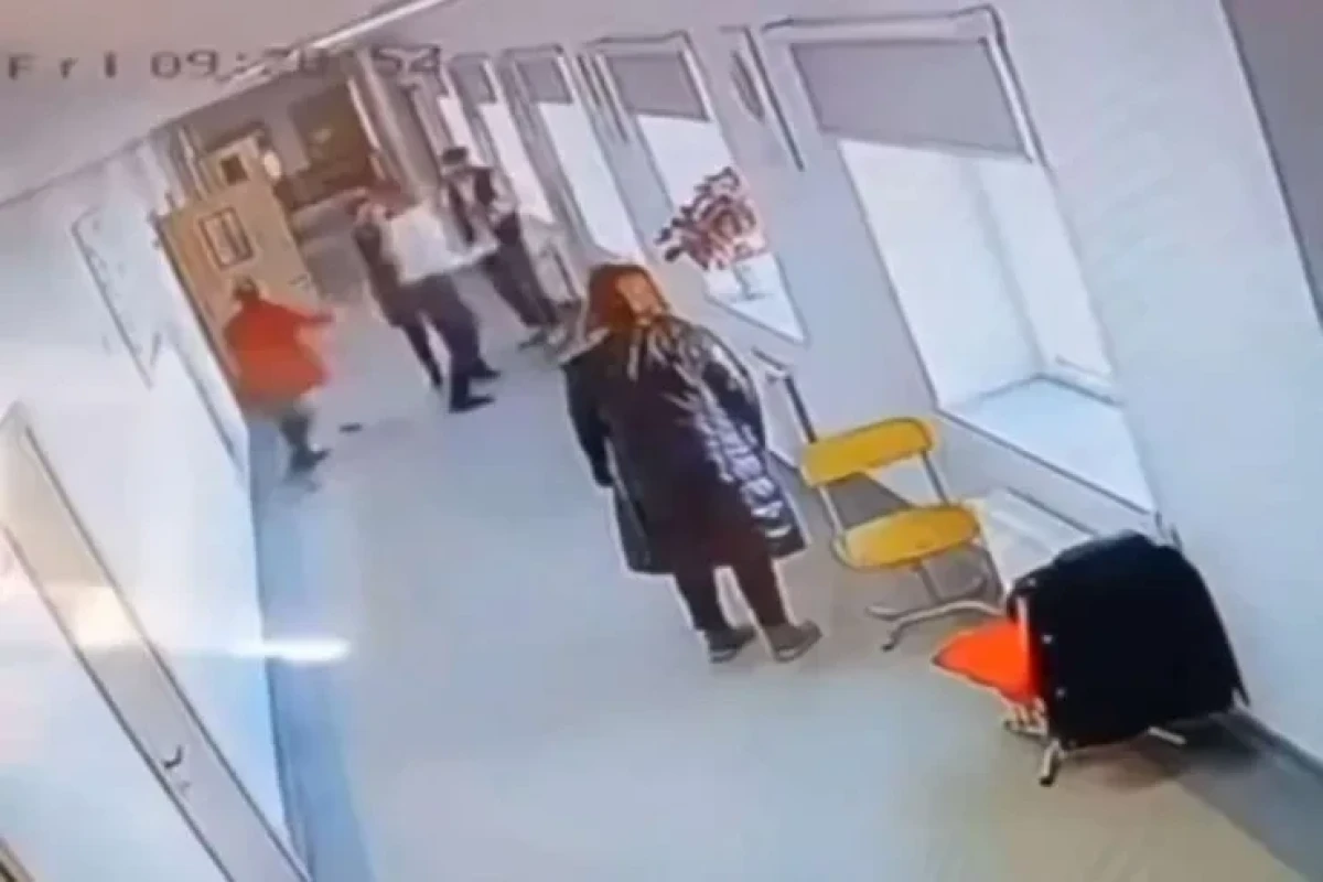 Насилие в школе Ленкорани закончилось увольнением-ВИДЕО 
