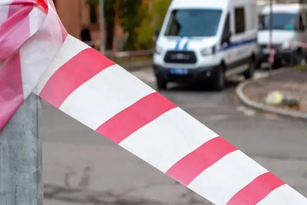 Под окнами гостиницы в Шереметьево обнаружено тело экс-чиновника Смольного