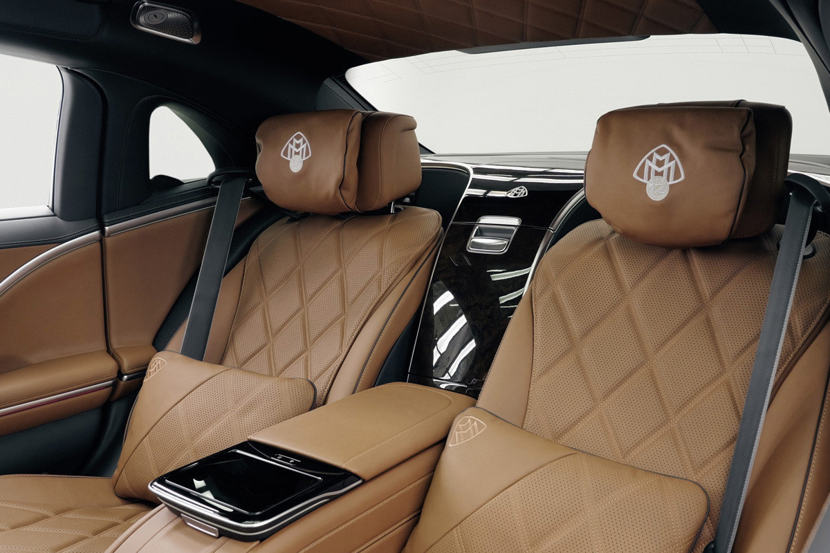 Mercedes выпустил Maybach S 680 с элементами из золота и ручной отделкой-ФОТО 