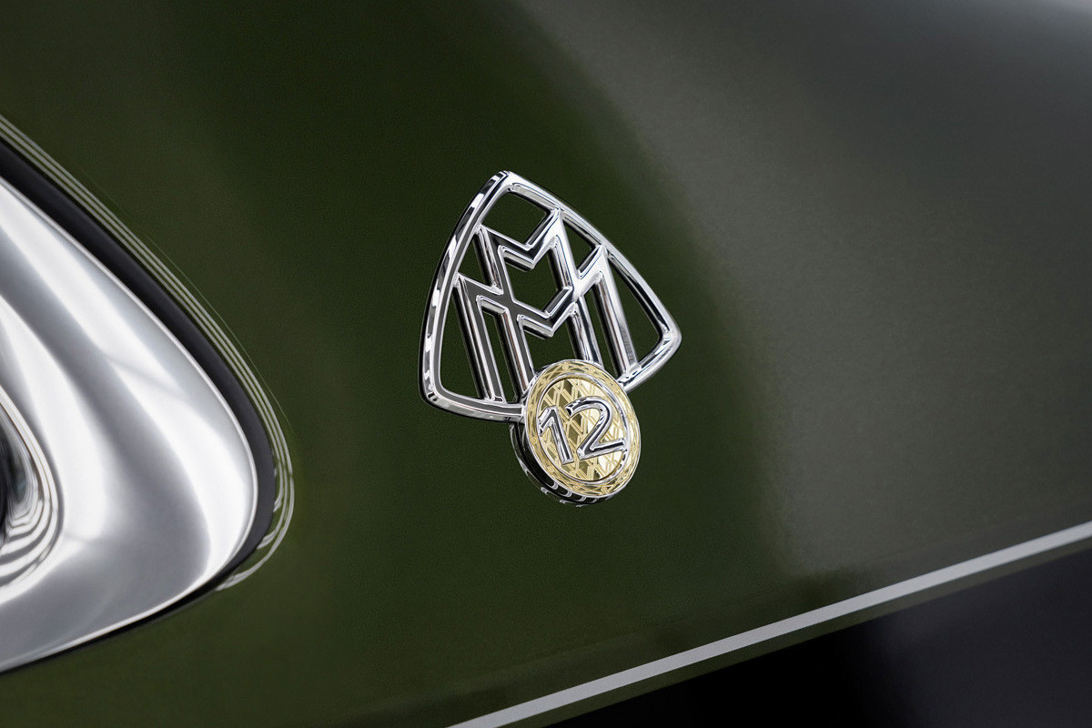Mercedes выпустил Maybach S 680 с элементами из золота и ручной отделкой-ФОТО 