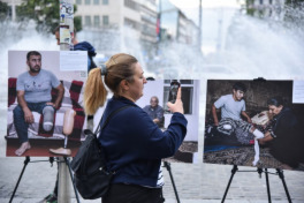 В Мюнхене открылась фотовыставка посвященная жертвам мин в Азербайджане-ФОТОСЕССИЯ 