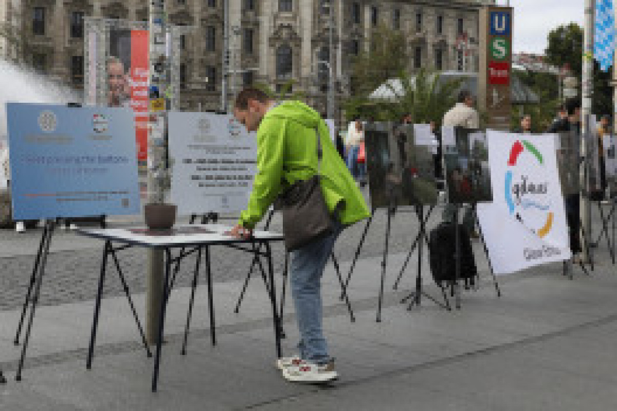 В Мюнхене открылась фотовыставка посвященная жертвам мин в Азербайджане-ФОТОСЕССИЯ 
