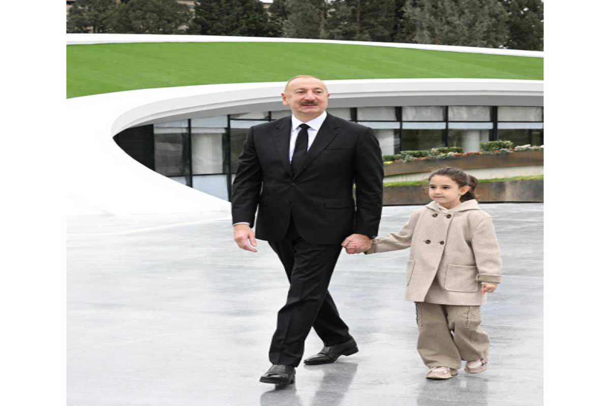 Президент Ильхам Алиев открыл Гянджинский мемориальный комплекс в День памяти -ФОТО 