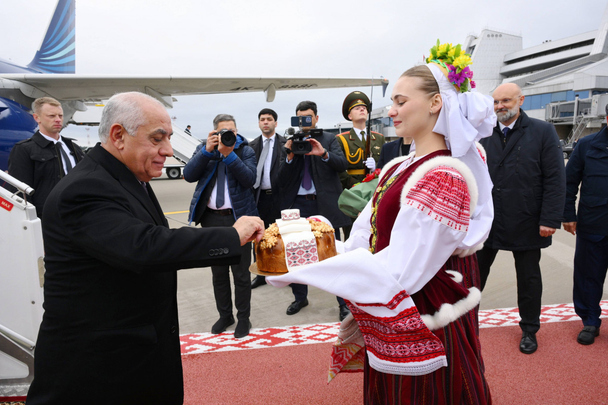 Али Асадов находится с визитом в Минске