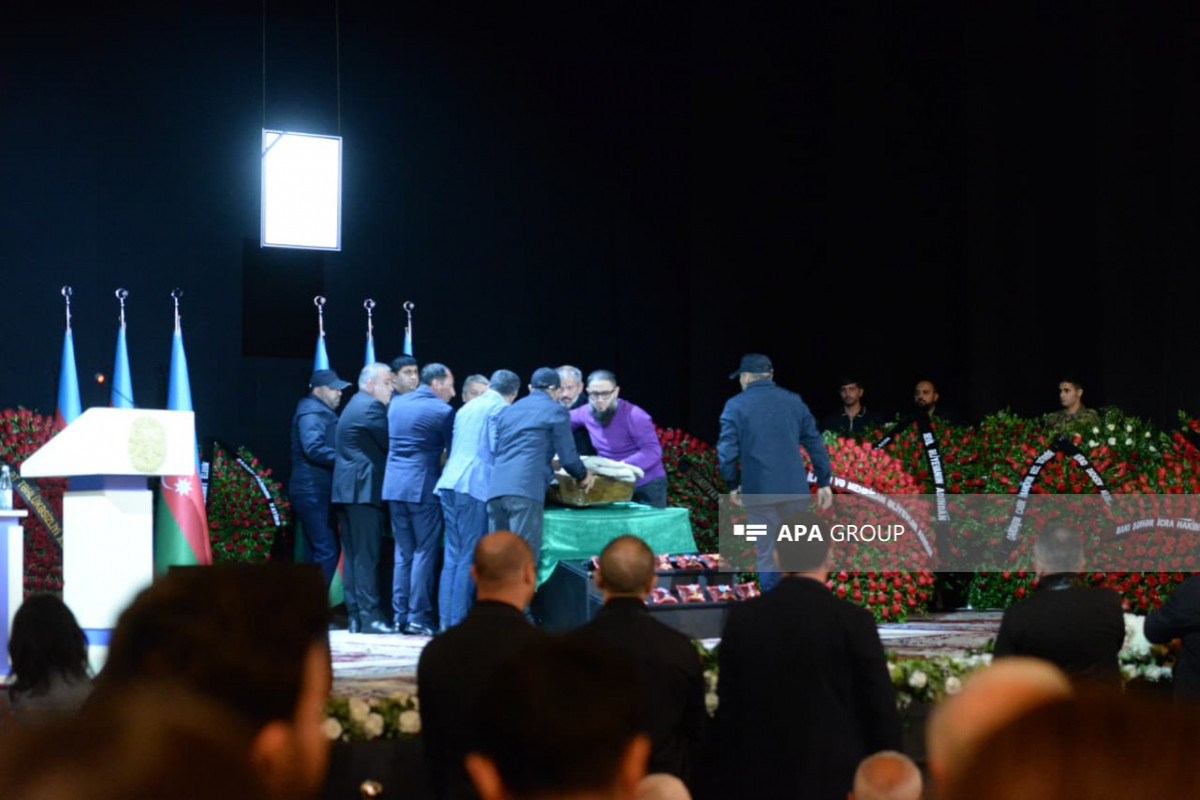 В Баку провожают в последний путь Джабира Иманова -ФОТО -ОБНОВЛЕНО 