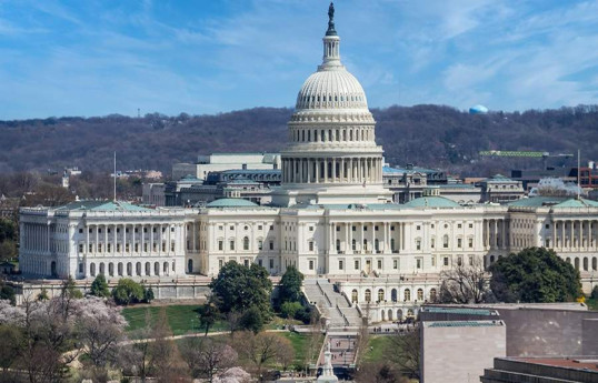 Конгрессмены не смогли прийти к соглашению по финансированию правительства США